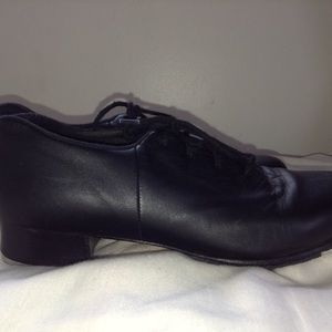 Bloch black tap shoes
